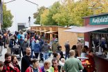 Marktstände auf Marktplatz