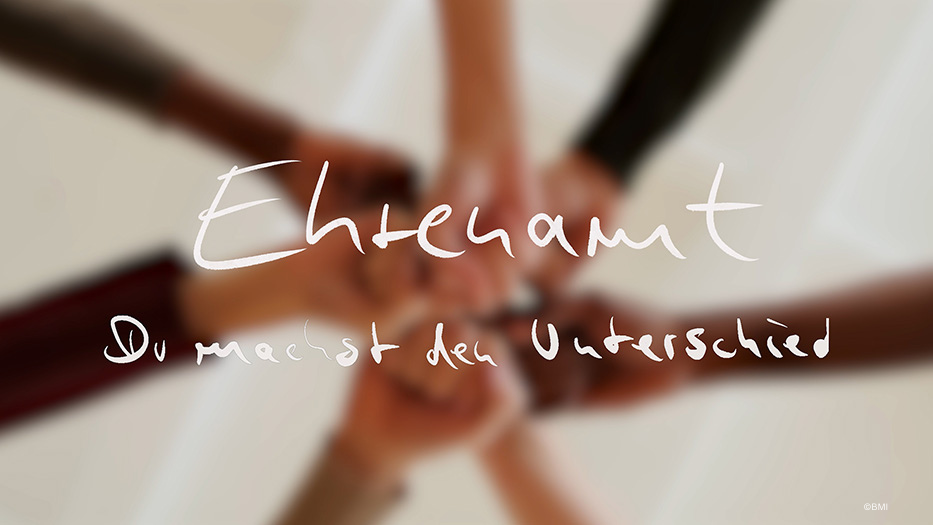 Hände mit Wort Ehrenamt ihr macht den Unterschied