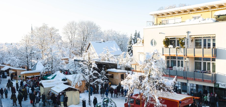 Buden auf Christkindlmarkt