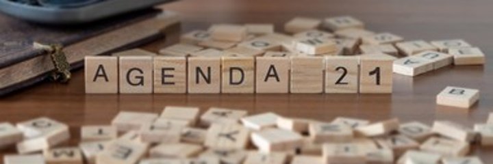 Schriftzug Agenda21 aus Buchstabensteinen gebildet