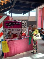 Stand der Nachbarschafshilfe auf der Neufahrner Seniorenmesse