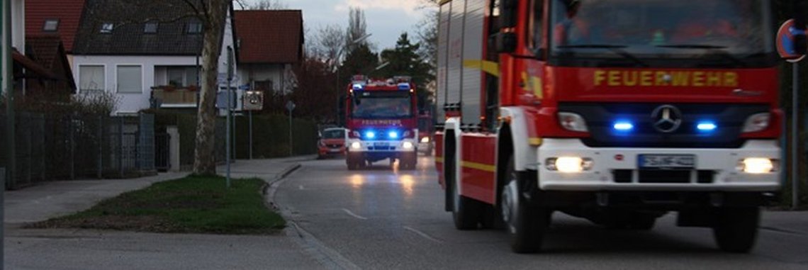 Feuerwehr mit Blaulicht
