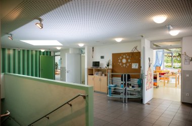 Raum mit Empfangstheke